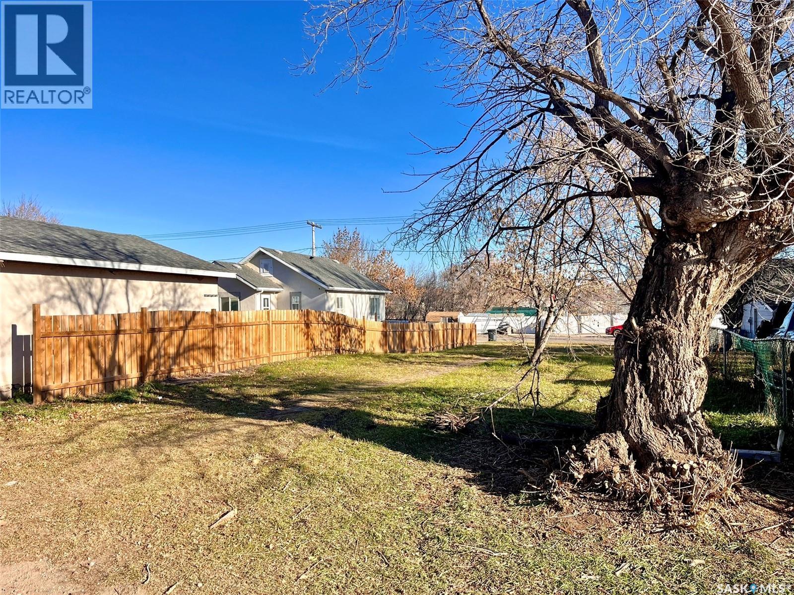 68 Victoria Avenue, Yorkton, Saskatchewan  S3N 1S8 - Photo 6 - SK023569