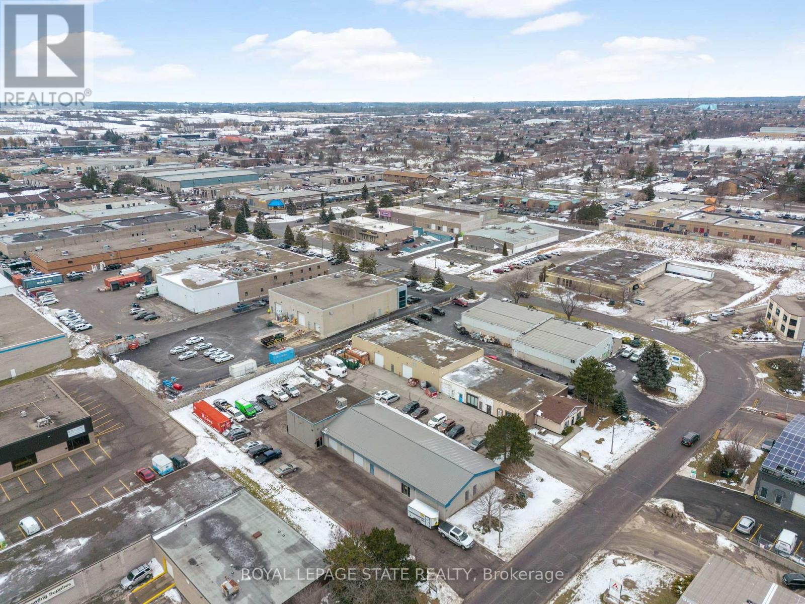 1 - 90 Hempstead Drive, Hamilton, Ontario  L8W 2E7 - Photo 2 - X12652008