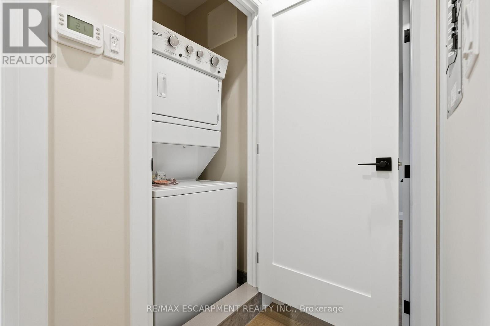 4 - 231 Park Street N, Hamilton, Ontario  L8L 1L9 - Photo 15 - X12652032