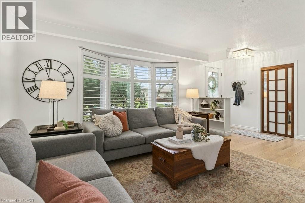 16 Old Oxford Road, St. Catharines, Ontario  L2M 2J9 - Photo 8 - 40795143