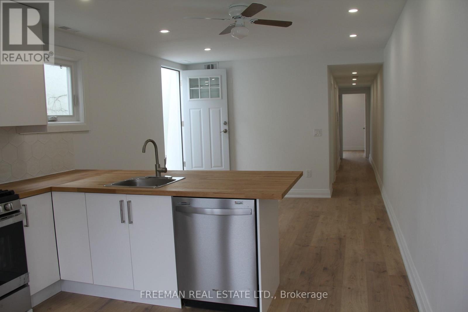 2 - 3449 Yonge Street, Toronto, Ontario  M4N 2N3 - Photo 3 - C12652064