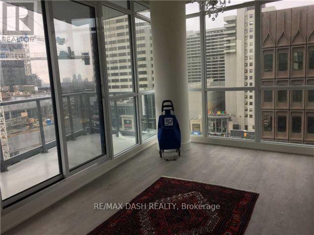 902 - 30 Roehampton Avenue, Toronto, Ontario  M4P 1R2 - Photo 3 - C12652080