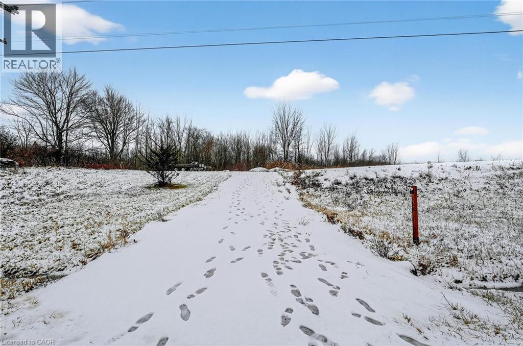 260 Colborne Street, Welland, Ontario  L3B 3P1 - Photo 4 - 40794879