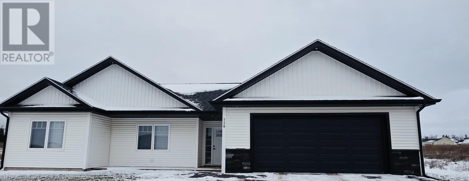 130 Fairdale Drive, Charlottetown, Prince Edward Island  C1C 0Y6 - Photo 2 - 202529742