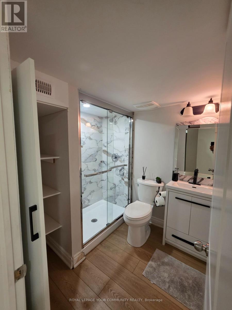 2 Hardisty Drive, Toronto, Ontario  M9W 2N1 - Photo 9 - W12652050