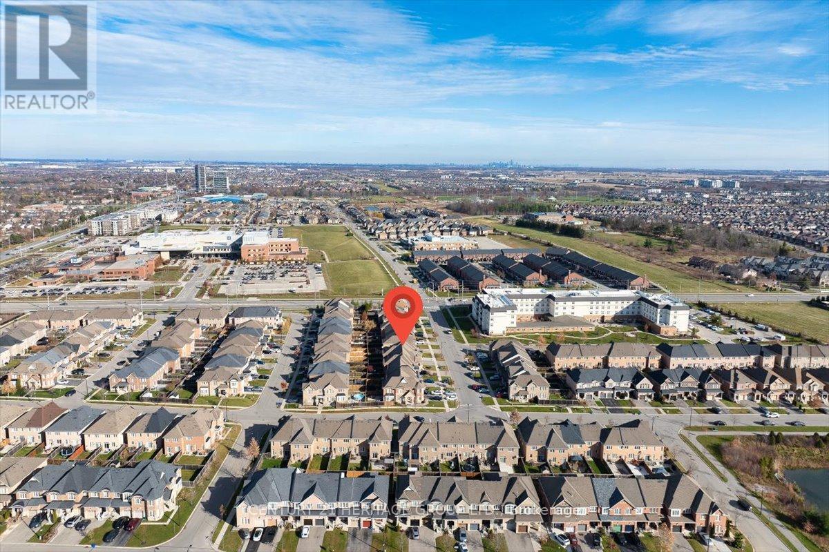 13 Mclaughlin Avenue, Milton, Ontario  L9T 8K2 - Photo 49 - W12652074