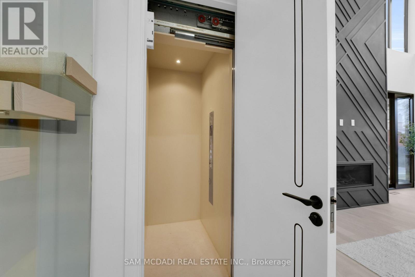 468 Saville Crescent, Oakville, Ontario  L6L 3V1 - Photo 21 - W12652076