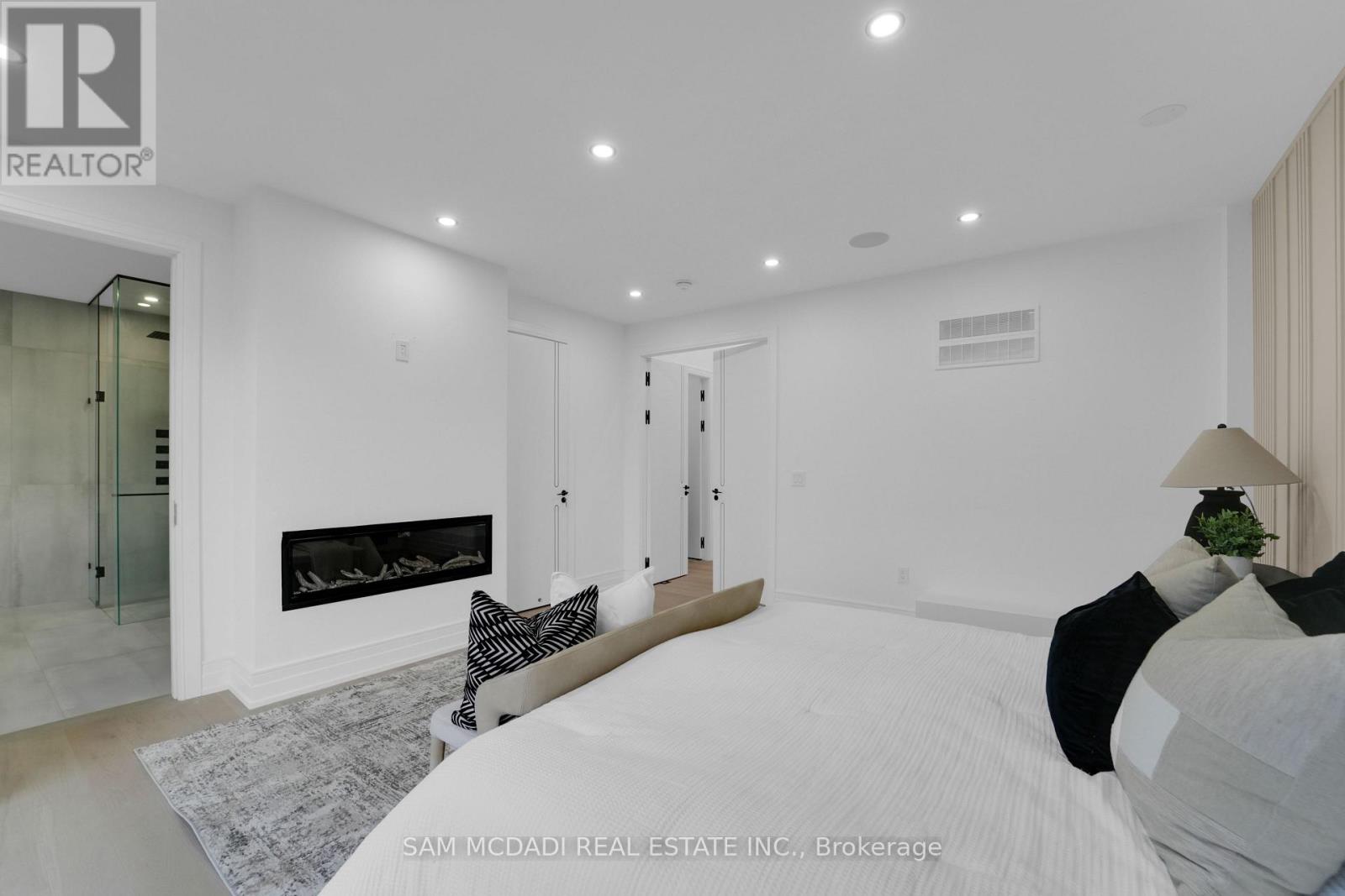 468 Saville Crescent, Oakville, Ontario  L6L 3V1 - Photo 26 - W12652076