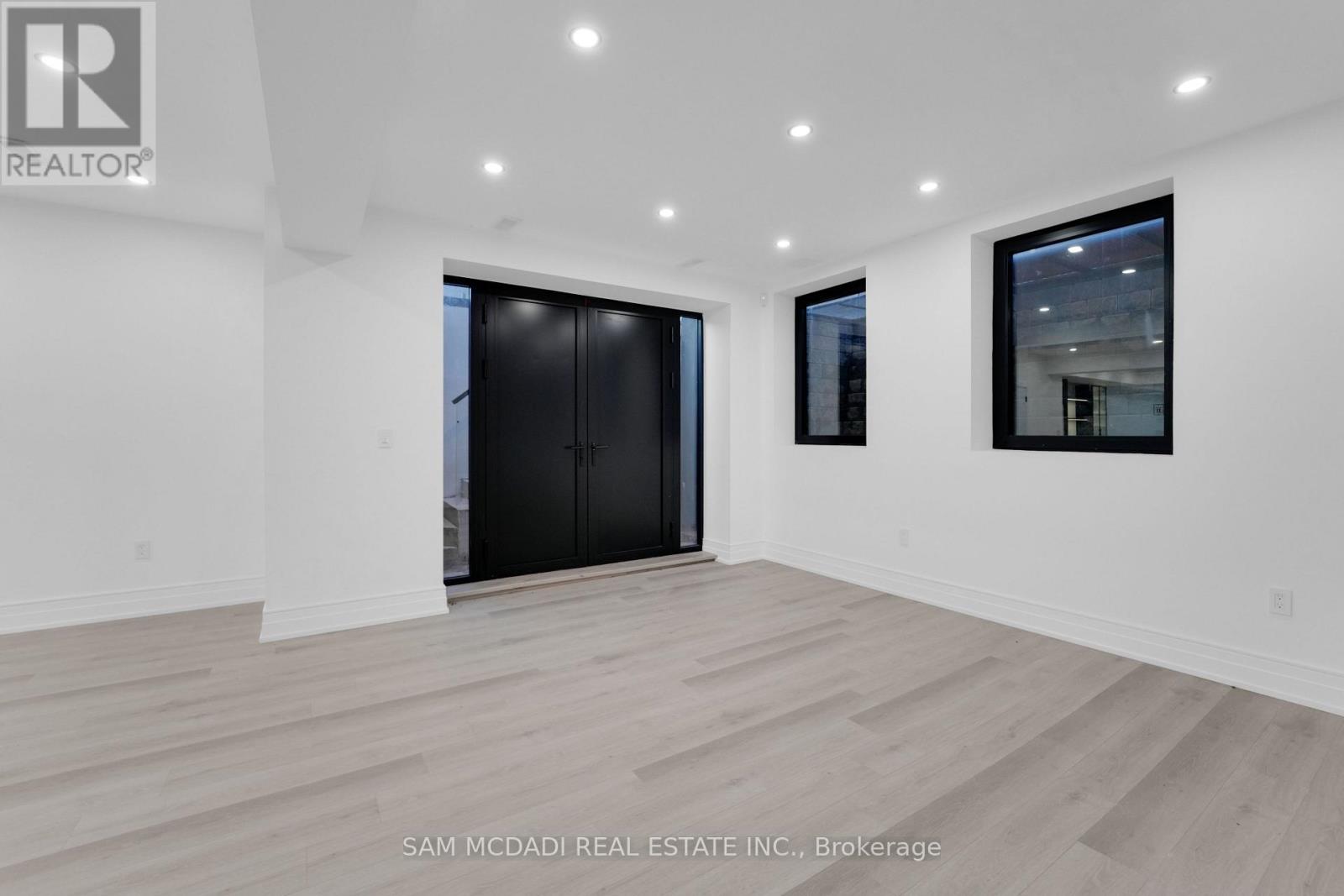 468 Saville Crescent, Oakville, Ontario  L6L 3V1 - Photo 42 - W12652076