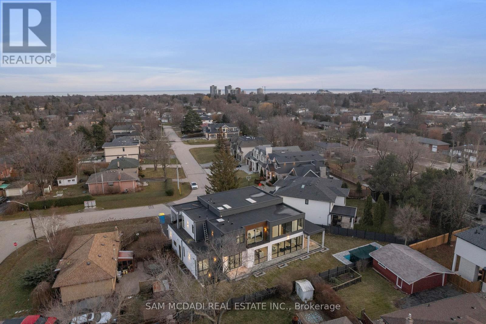 468 Saville Crescent, Oakville, Ontario  L6L 3V1 - Photo 47 - W12652076