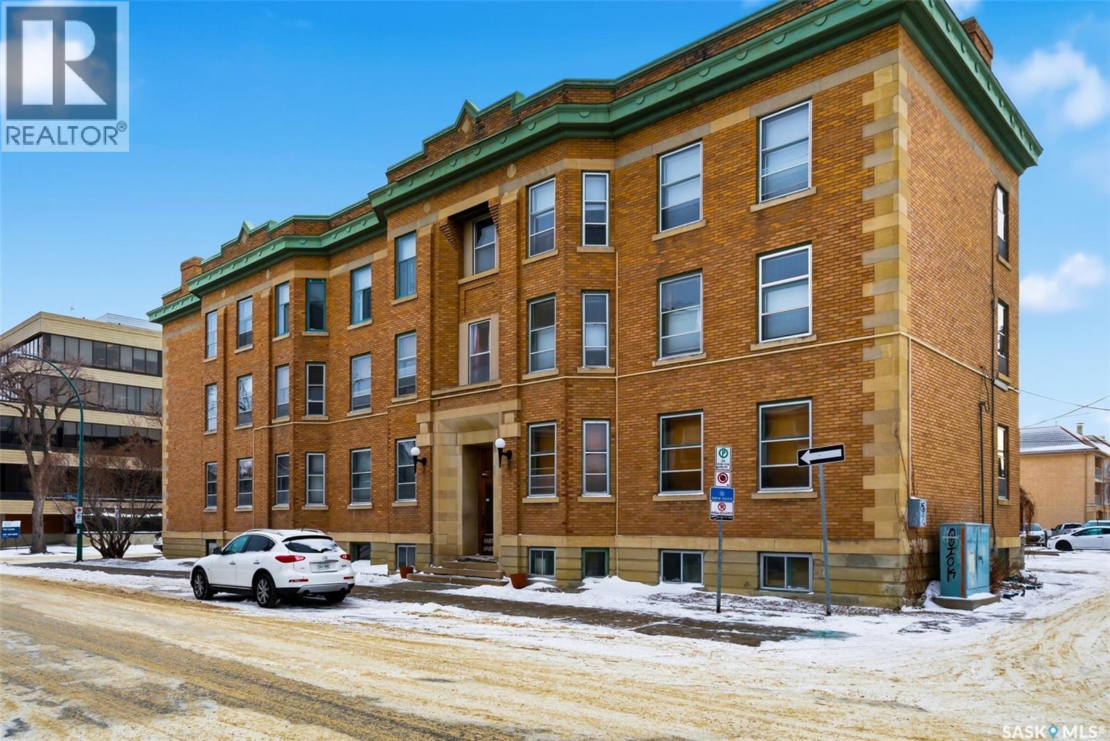 17 2201 14th Avenue, Regina, Saskatchewan  S4P 0X9 - Photo 1 - SK025920