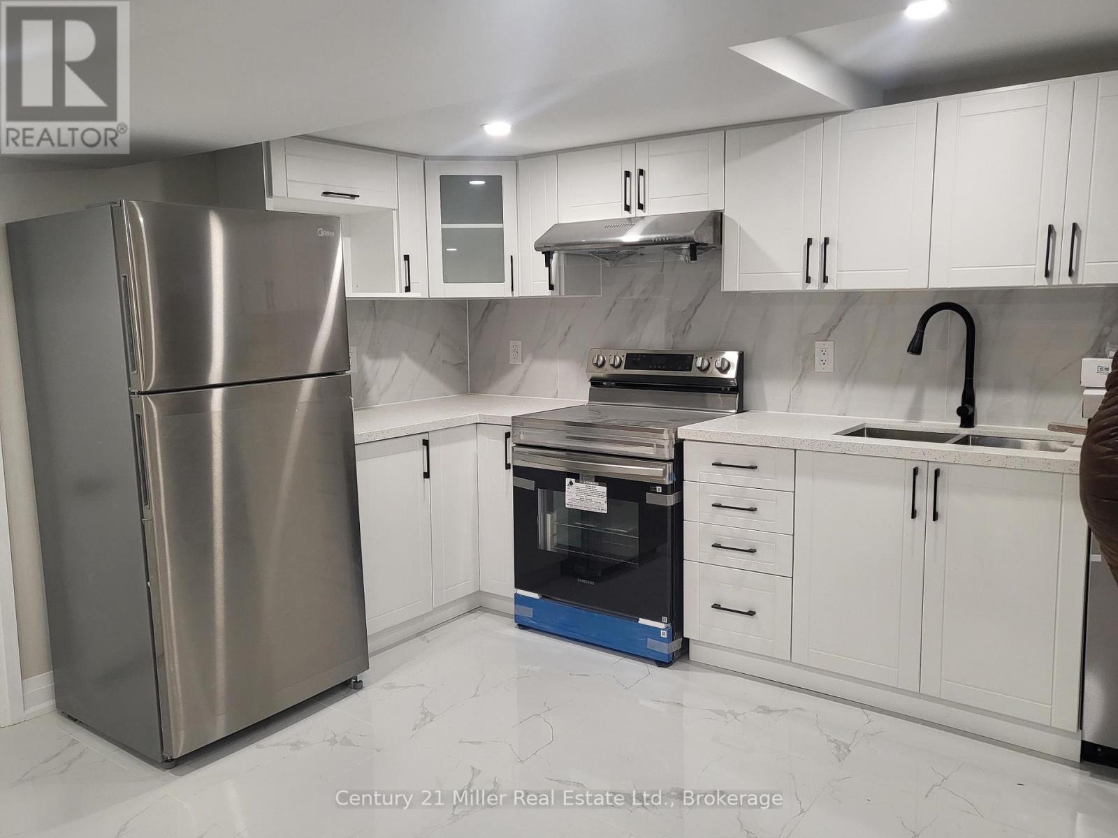 Lower Level - 19 Masterson Drive, St. Catharines, Ontario  L2T 3N9 - Photo 5 - X12652090