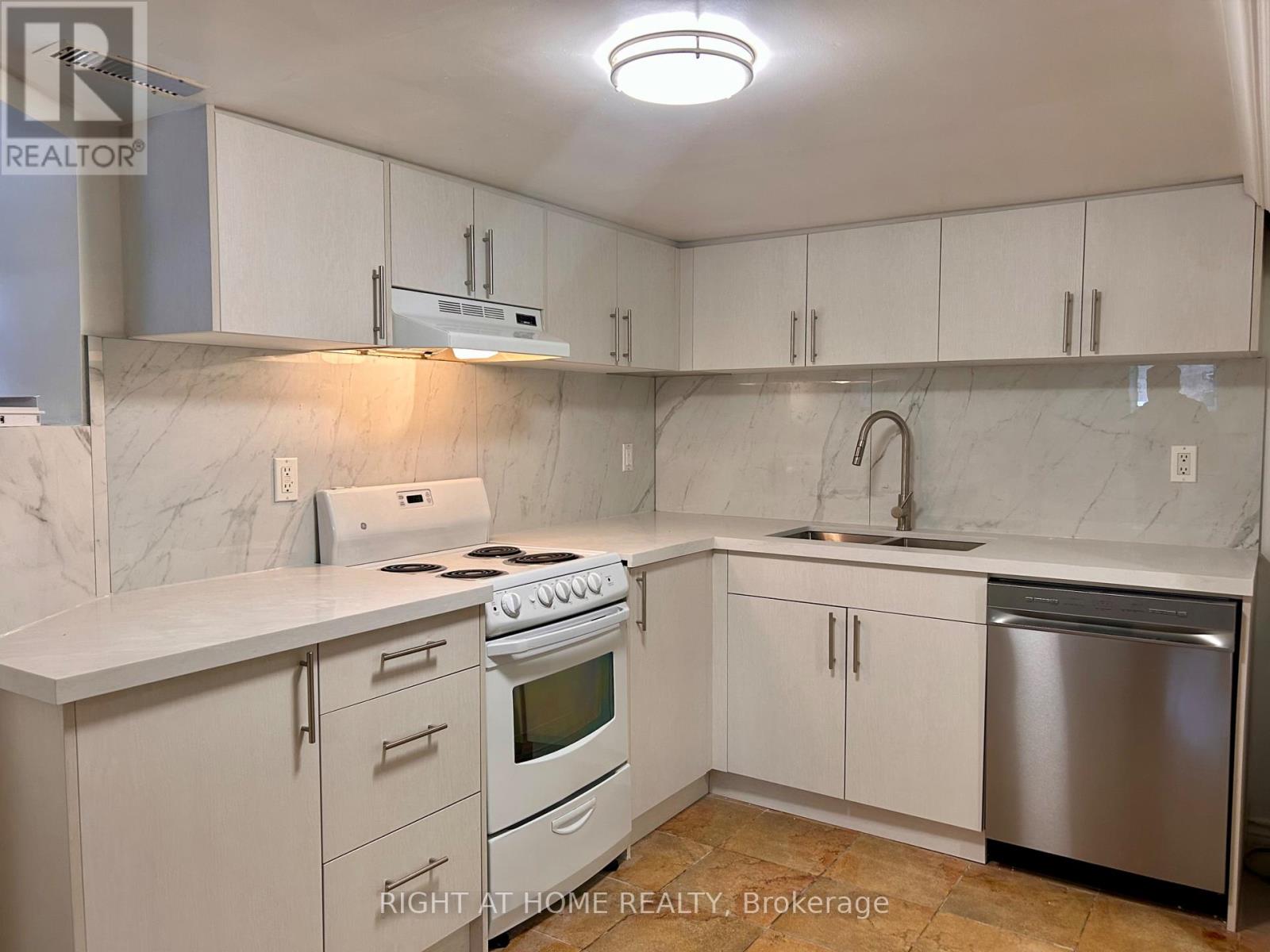 B - 1039 Ossington Avenue, Toronto, Ontario  M6G 3V9 - Photo 2 - W12608644