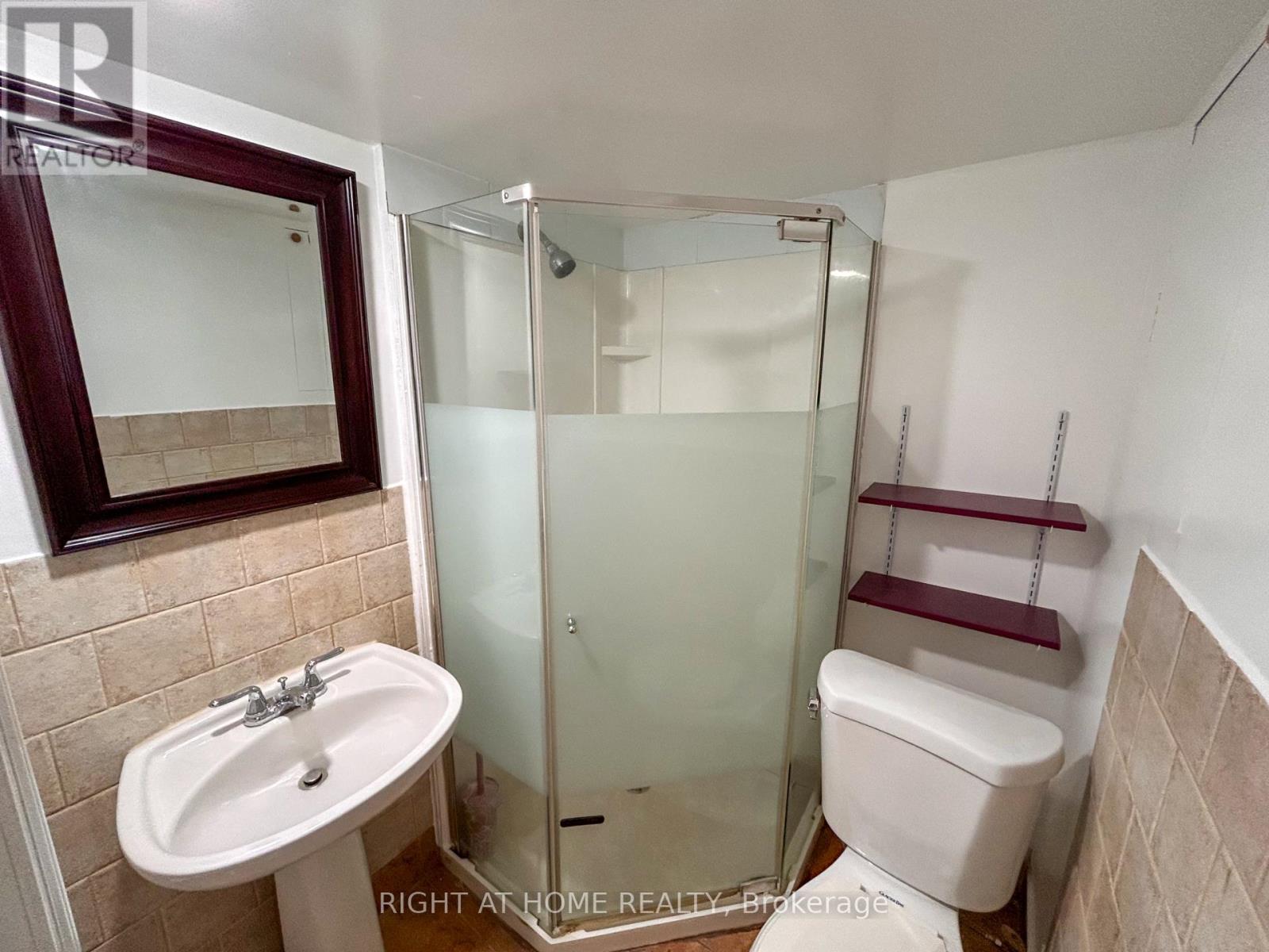 B - 1039 Ossington Avenue, Toronto, Ontario  M6G 3V9 - Photo 7 - W12608644