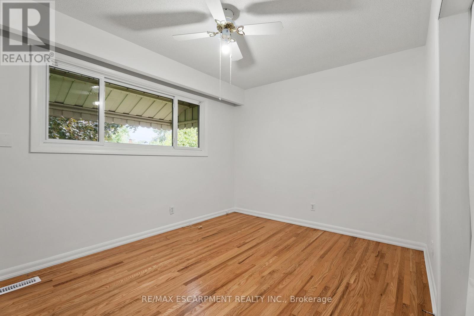 98 Laurier Avenue, Hamilton, Ontario  L9C 3S4 - Photo 15 - X12652044