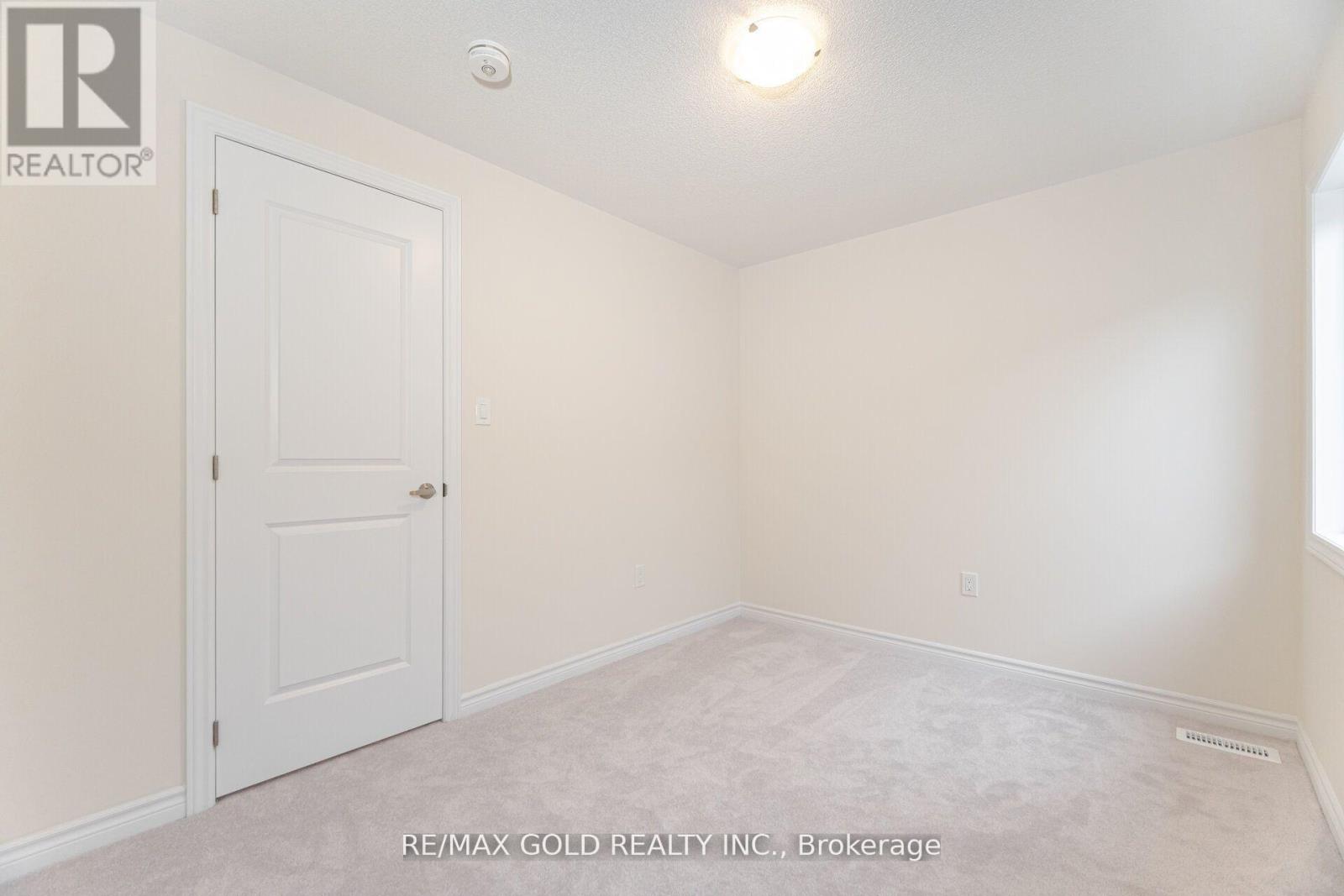 109 Molozzi Street, Erin, Ontario  N0B 1T0 - Photo 33 - X12652058