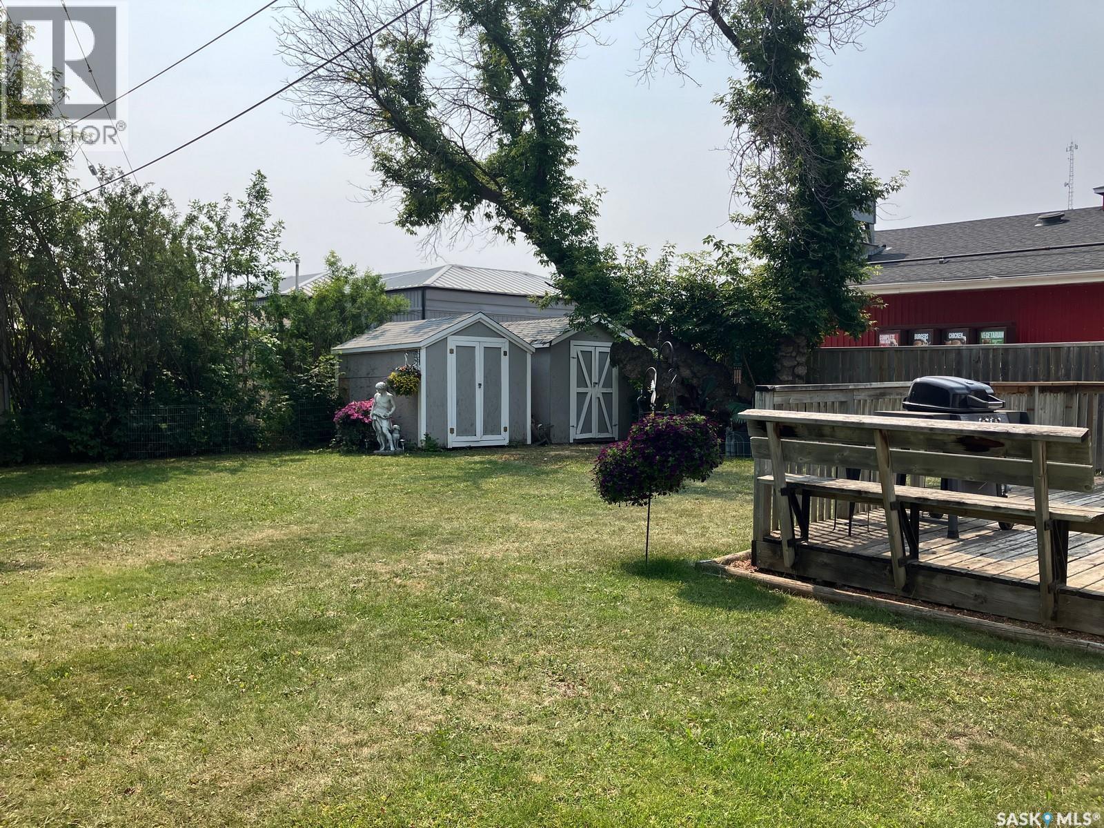 804 - 806 9th Avenue W, Nipawin, Saskatchewan  S0E 1E0 - Photo 50 - SK014517