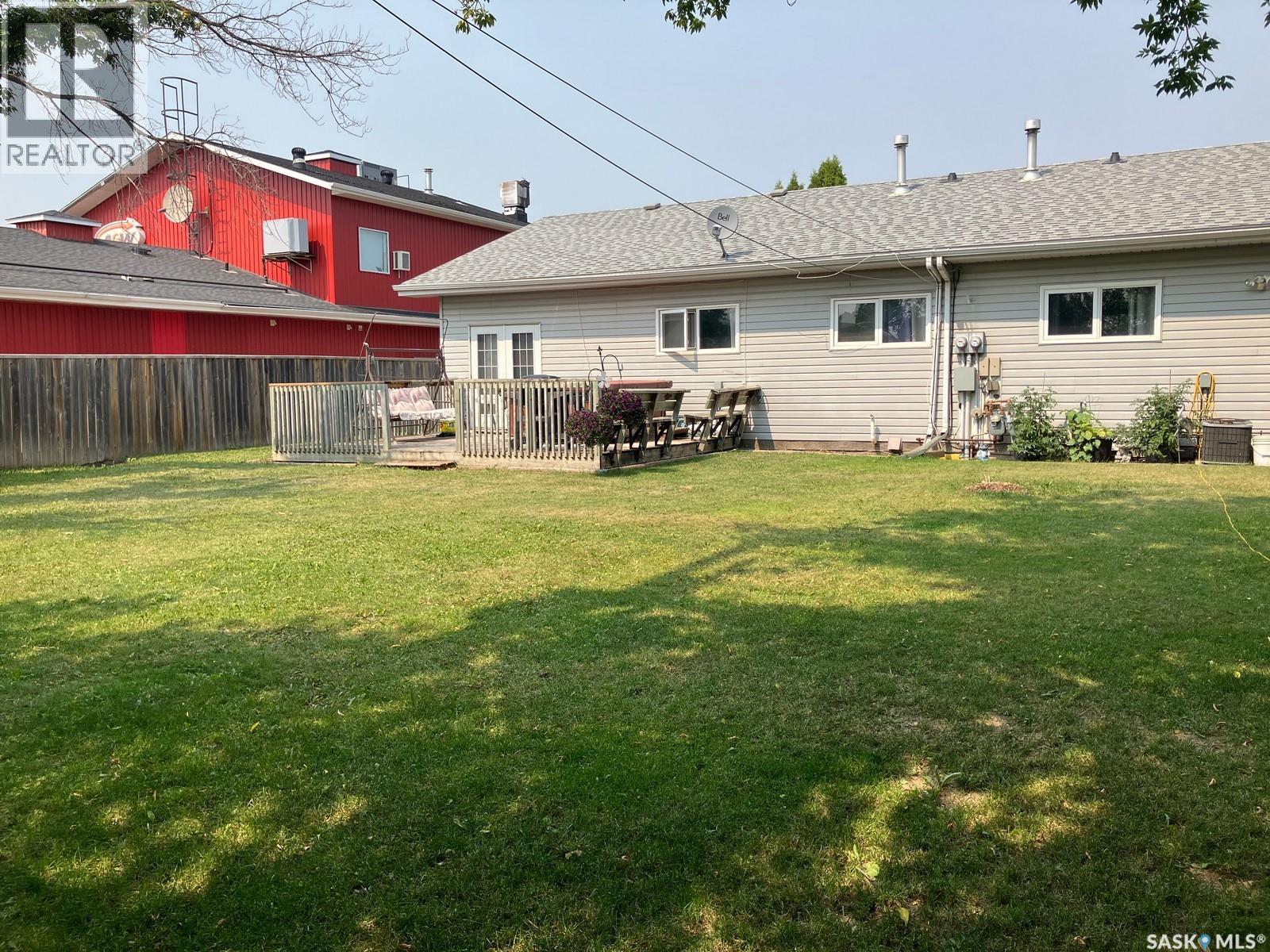 804 - 806 9th Avenue W, Nipawin, Saskatchewan  S0E 1E0 - Photo 49 - SK014517