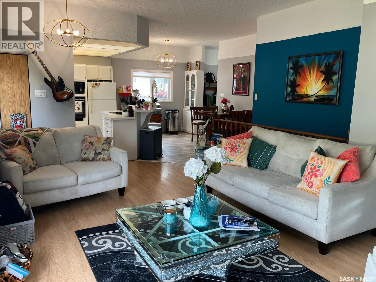 804 - 806 9th Avenue W, Nipawin, Saskatchewan  S0E 1E0 - Photo 12 - SK014517