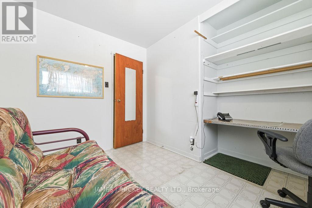 94 Glendale Avenue, Deep River, Ontario  K0J 1P0 - Photo 23 - X12652092