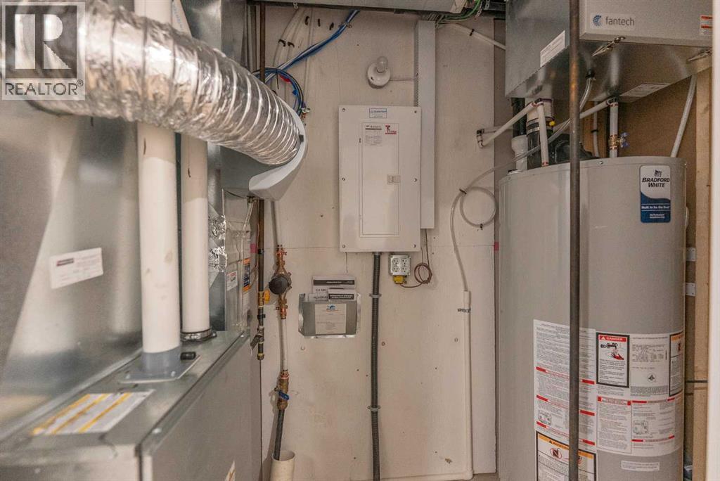 5139 48 Street, Innisfail, Alberta  T4G 1M2 - Photo 30 - A2276264