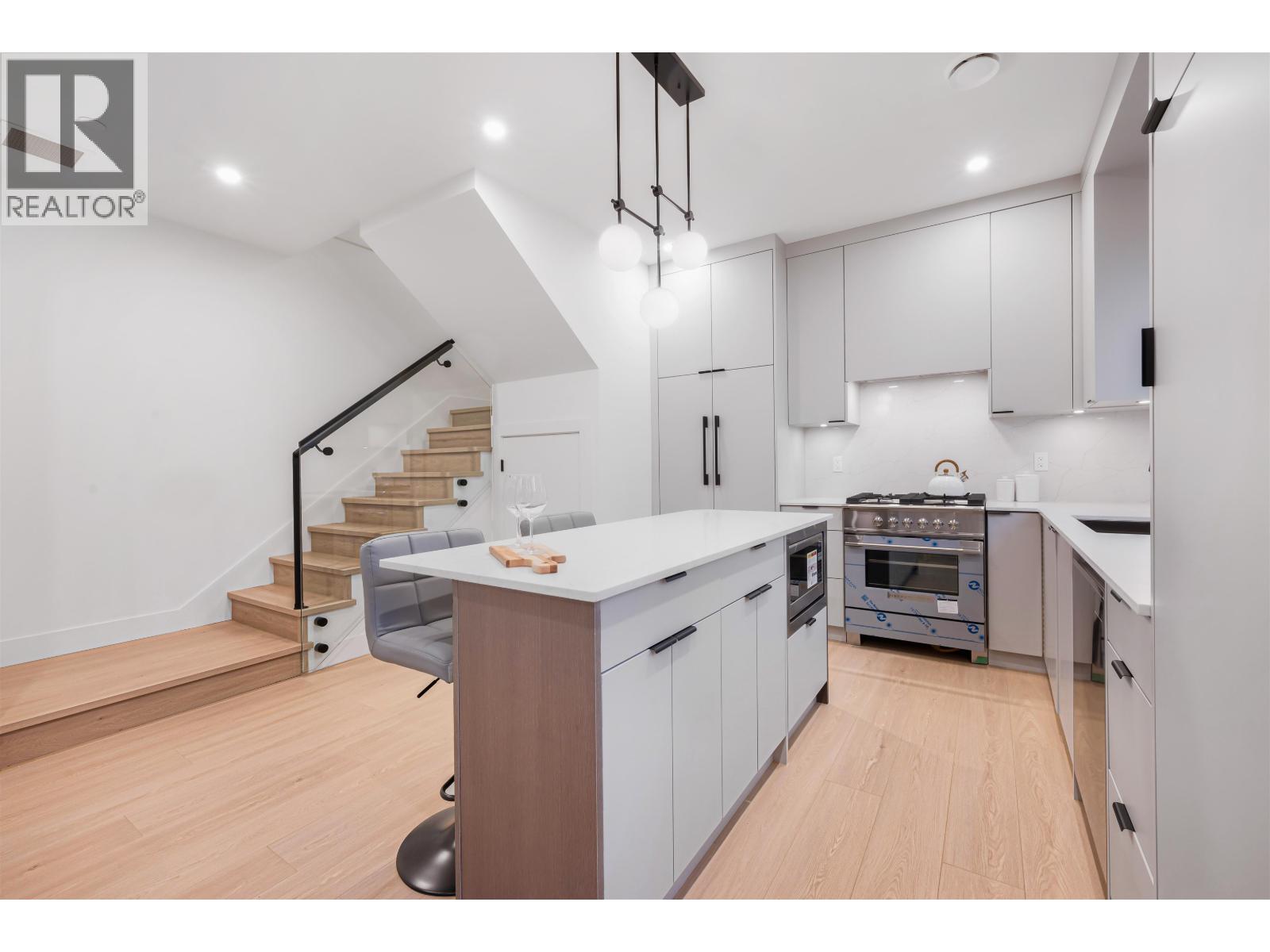 4 5554 Culloden Street, Vancouver, British Columbia  V5W 3R8 - Photo 11 - R3075005