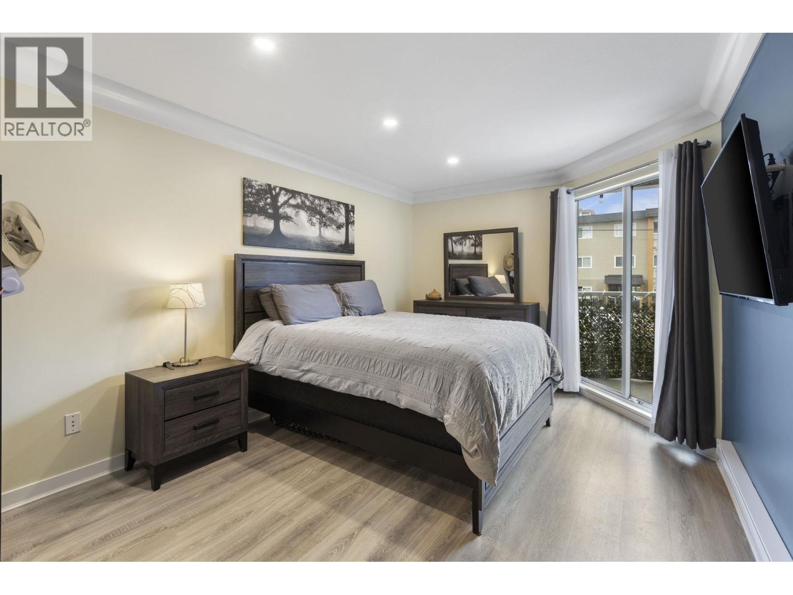 102 22222 119 Avenue, Maple Ridge, British Columbia  V2X 2Y9 - Photo 12 - R3075026