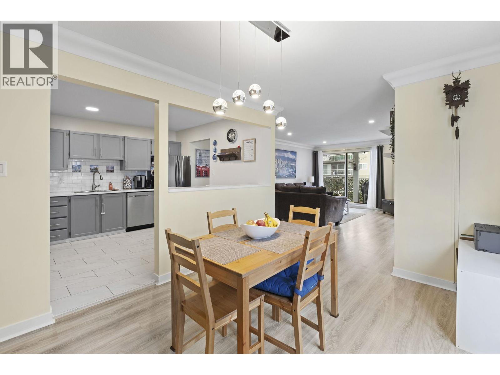 102 22222 119 Avenue, Maple Ridge, British Columbia  V2X 2Y9 - Photo 9 - R3075026