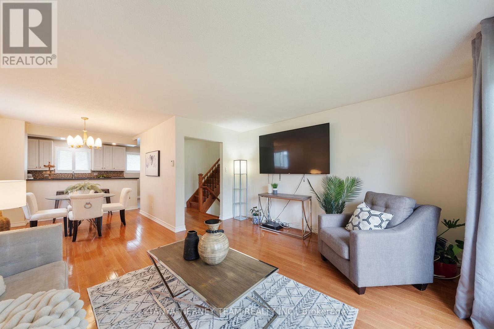 728 Bermuda Avenue, Oshawa, Ontario  L1J 6A8 - Photo 7 - E12652108