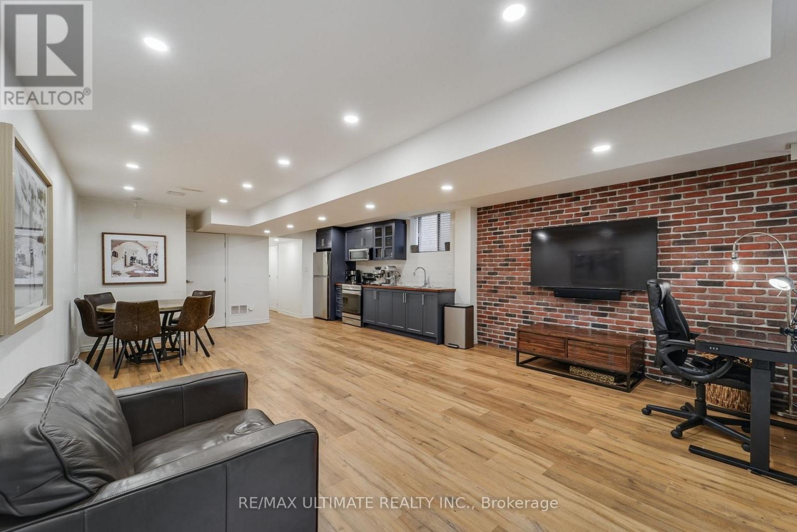 37 Zenith Avenue, Vaughan, Ontario  L4H 4K9 - Photo 23 - N12652102