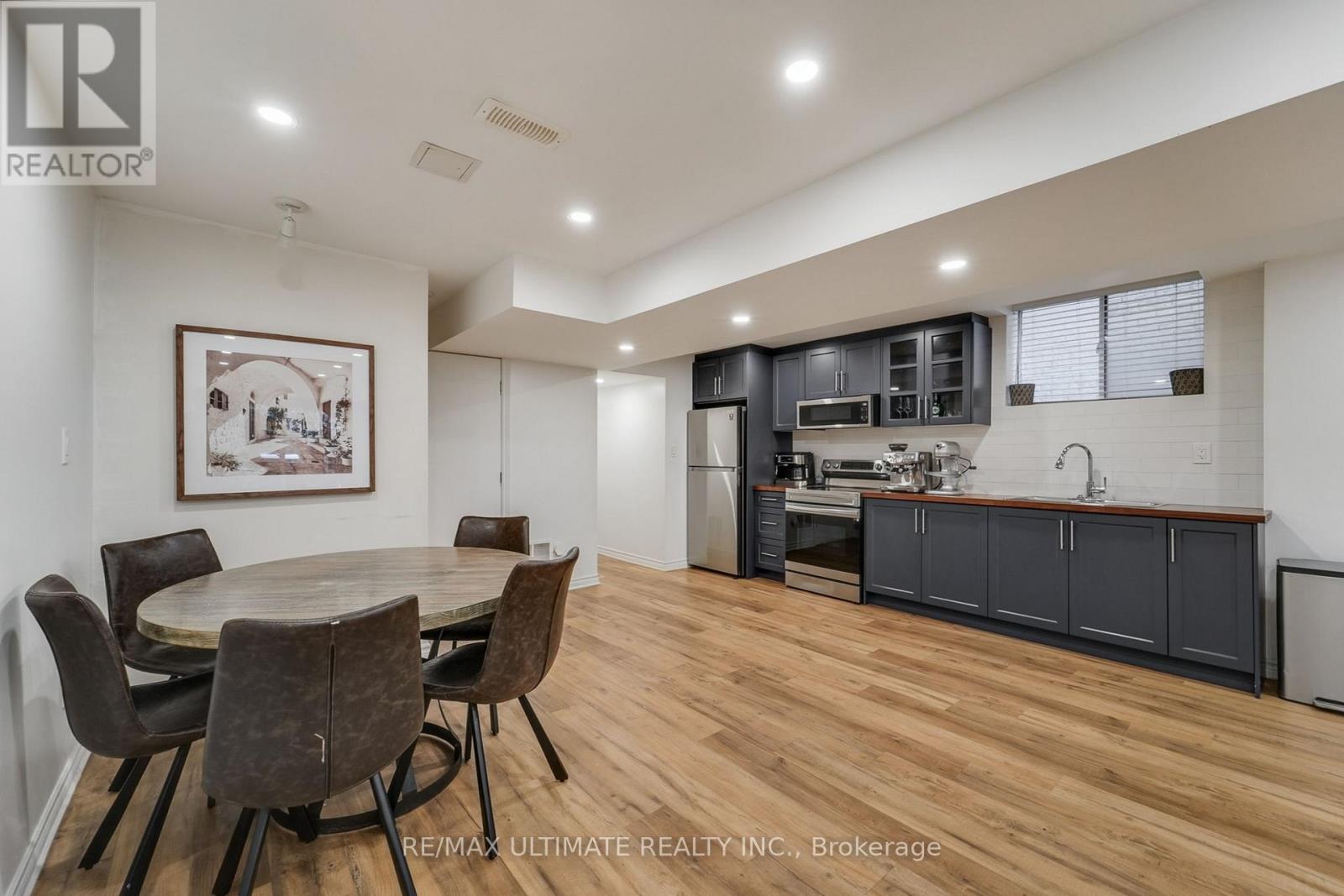 37 Zenith Avenue, Vaughan, Ontario  L4H 4K9 - Photo 37 - N12652102