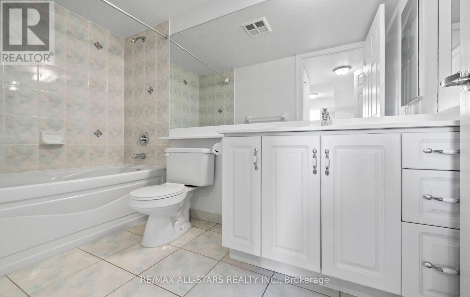 536 - 33 Cox Boulevard, Markham, Ontario  L3R 8A6 - Photo 23 - N12526384