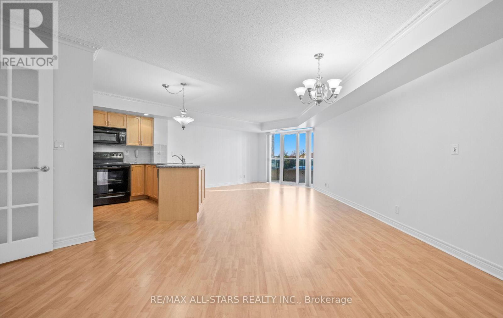 536 - 33 Cox Boulevard, Markham, Ontario  L3R 8A6 - Photo 15 - N12526384