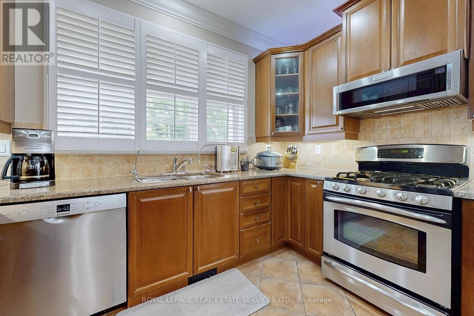 659 Hood Terrace, Milton, Ontario  L9T 0H1 - Photo 9 - W12652096