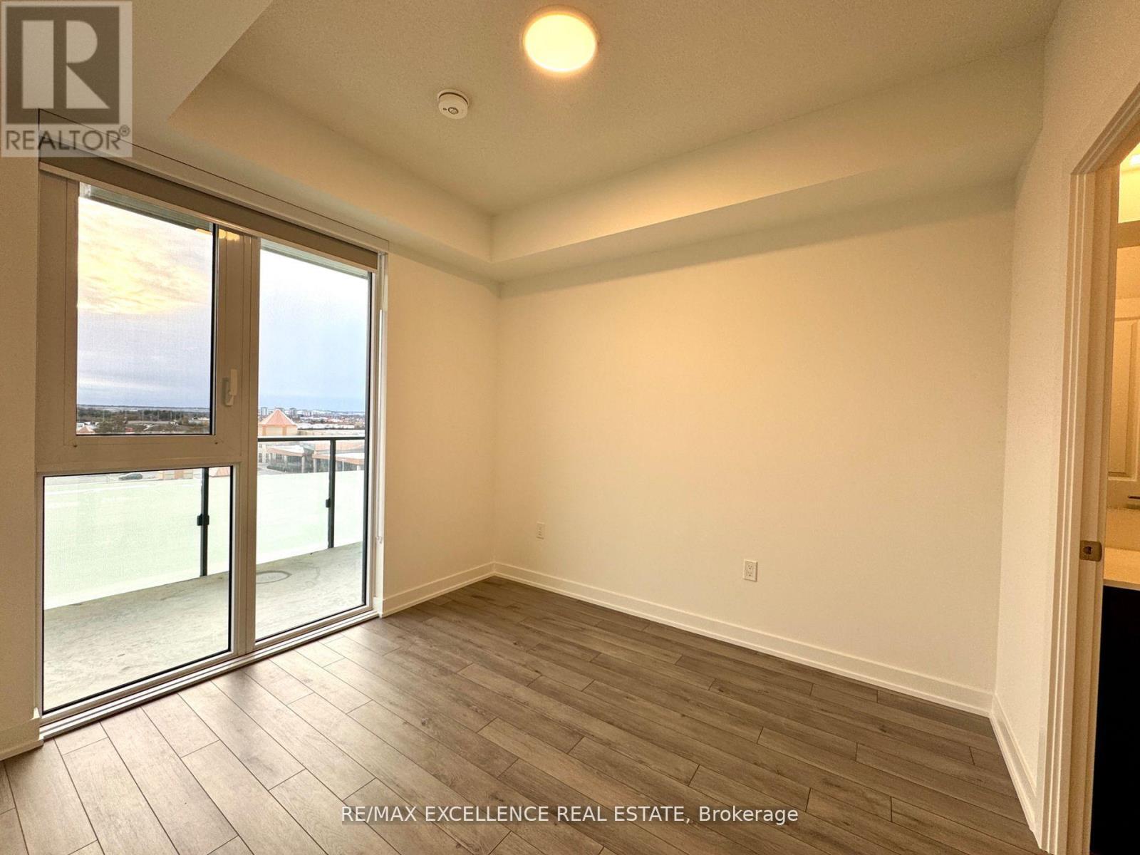 813 - 15 Skyridge Drive, Brampton, Ontario  L6P 4S3 - Photo 7 - W12652144