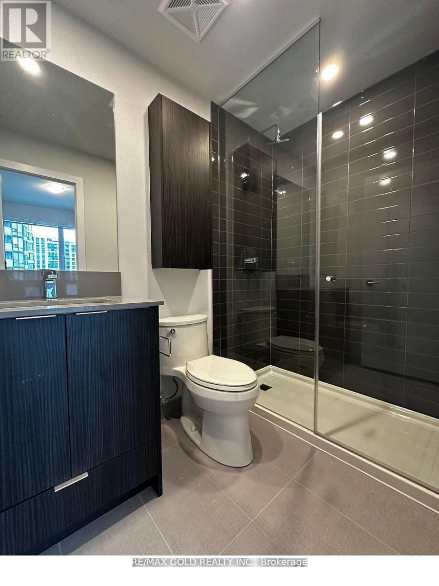 1109 - 430 Square One Drive, Mississauga, Ontario  L5B 0L6 - Photo 12 - W12652152