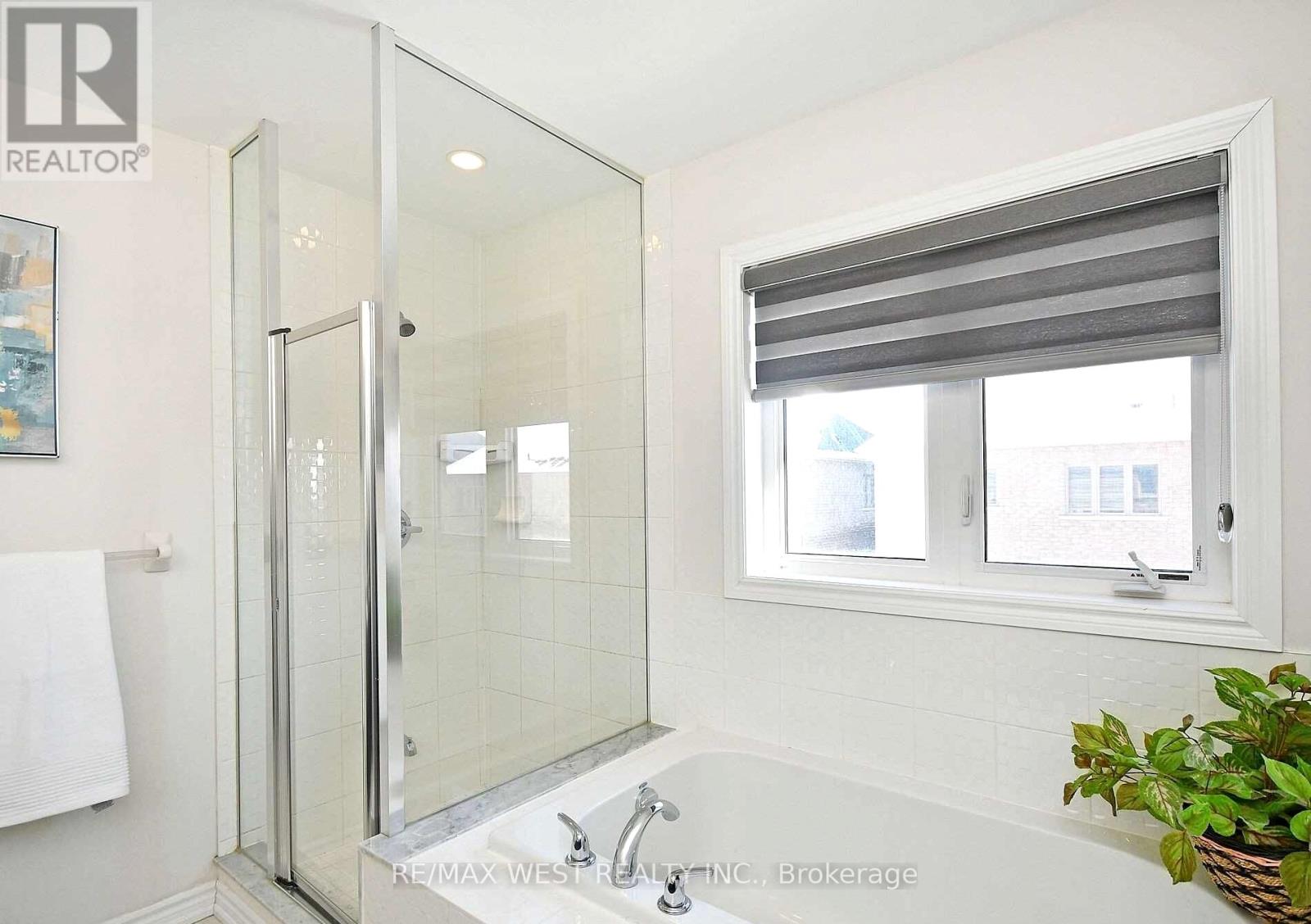 2nd+main - 25 Faders Drive, Brampton, Ontario  L7A 4Y2 - Photo 11 - W12652154