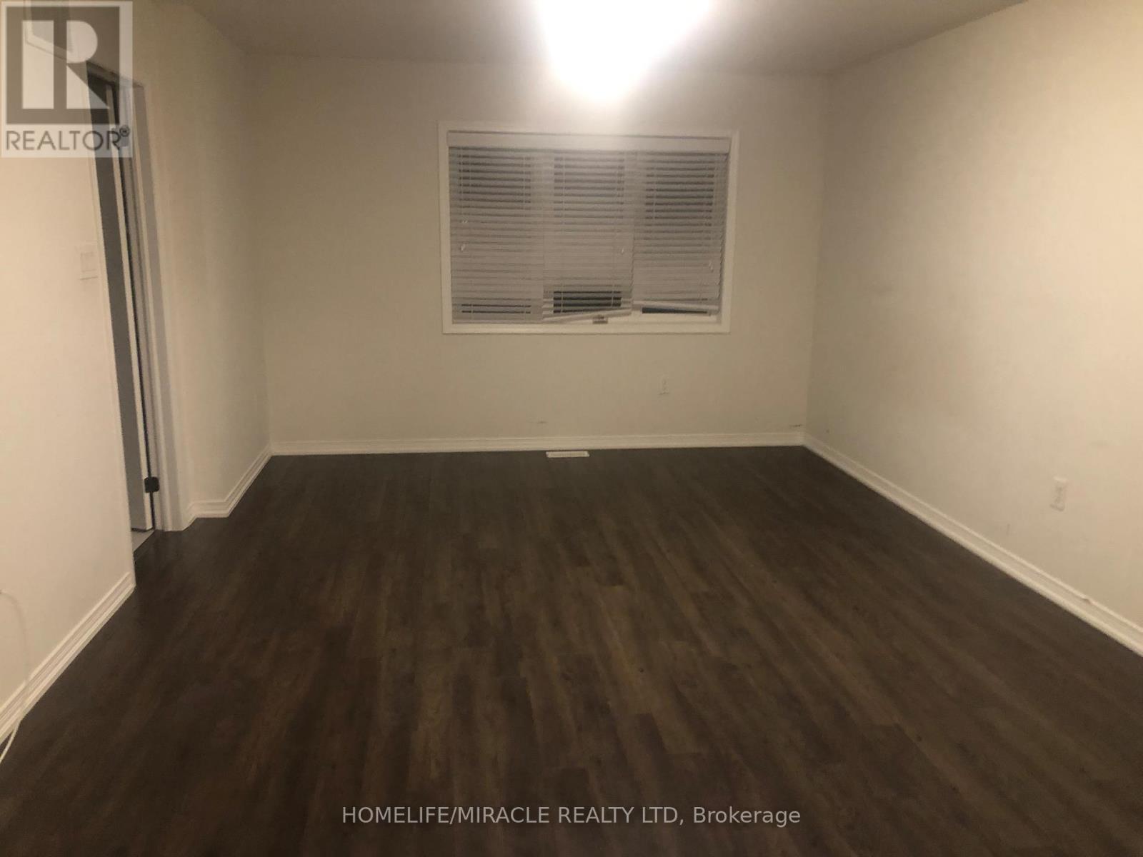 12 Butcher Crescent, Brantford, Ontario  N3T 0P2 - Photo 3 - X12652112