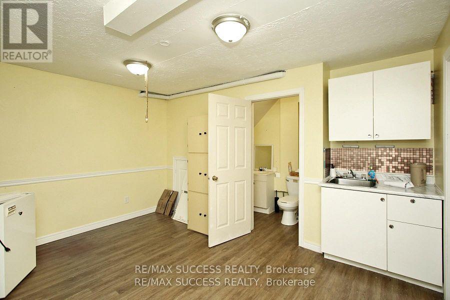 32 & 34 River Street, Thorold, Ontario  L0S 1K0 - Photo 29 - X12652124