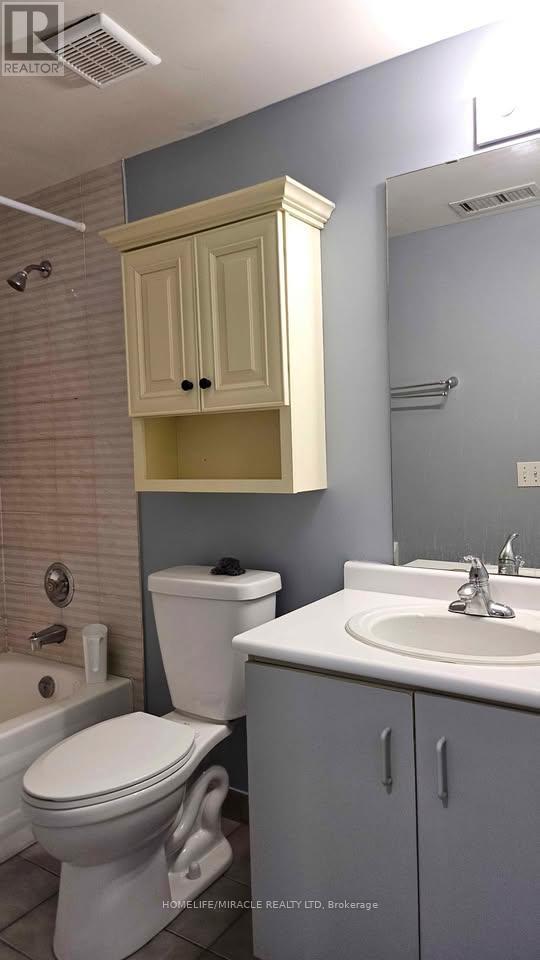 201 - 4872 Valley Way, Niagara Falls, Ontario  L2E 1W3 - Photo 12 - X12652168