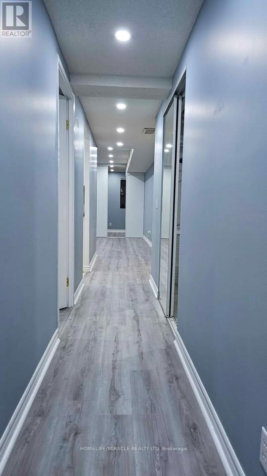 201 - 4872 Valley Way, Niagara Falls, Ontario  L2E 1W3 - Photo 6 - X12652168