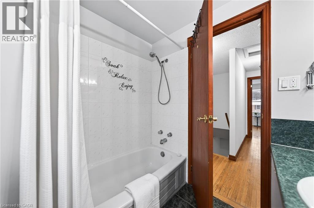 614 Elgin Street N, Cambridge, Ontario  N1R 5Z5 - Photo 27 - 40793023