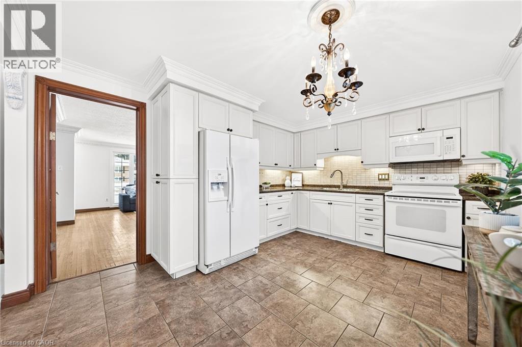 614 Elgin Street N, Cambridge, Ontario  N1R 5Z5 - Photo 11 - 40793023