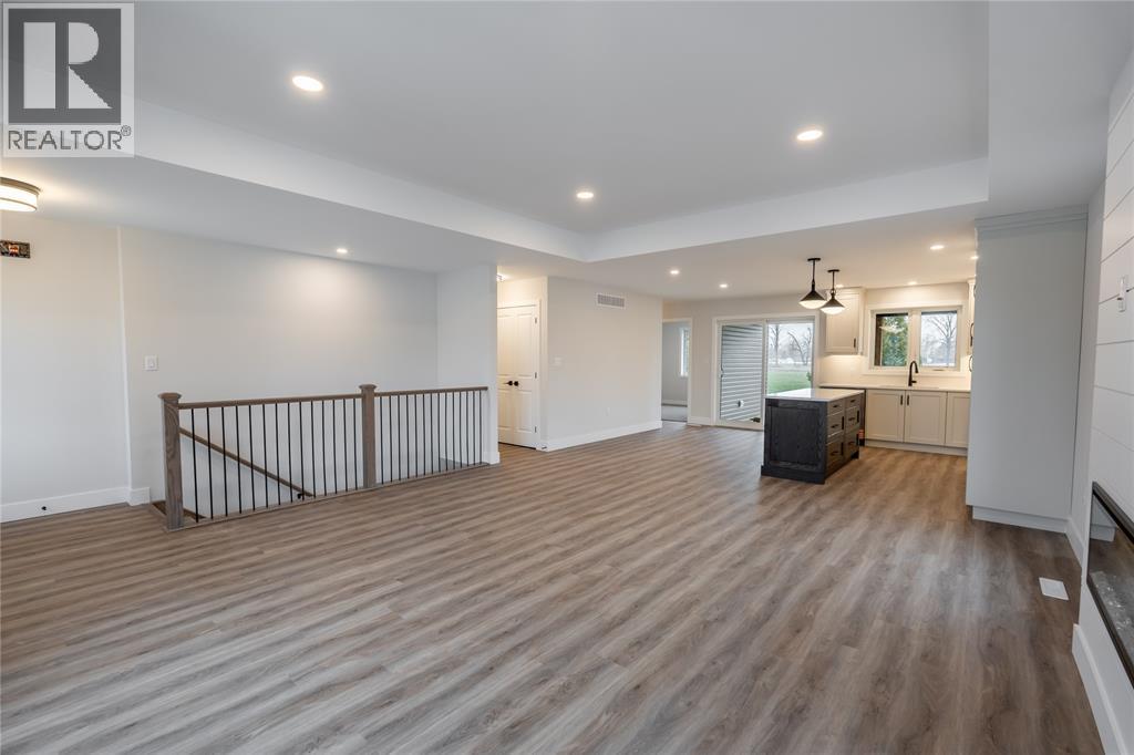 482 Katie Court, Petrolia, Ontario  N0N 1R0 - Photo 6 - 25017629