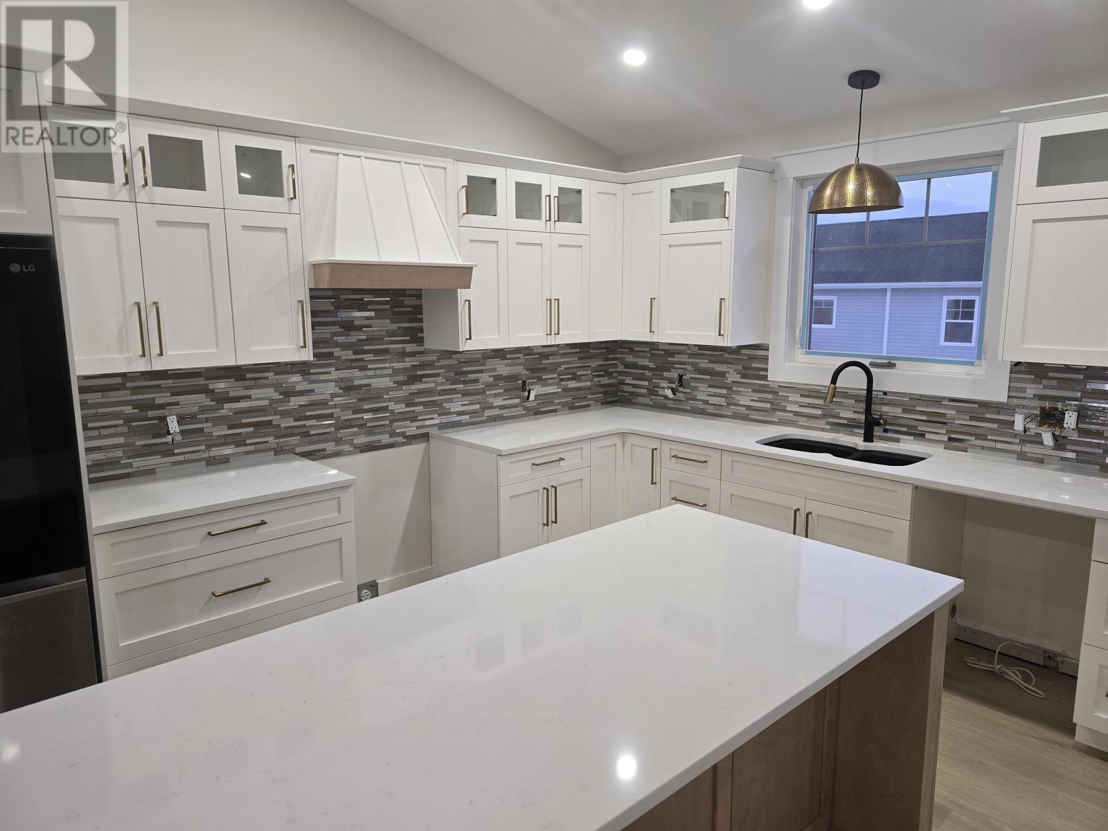 59 Kingsburgh Avenue, Charlottetown, Prince Edward Island  C1E 3W3 - Photo 2 - 202522946