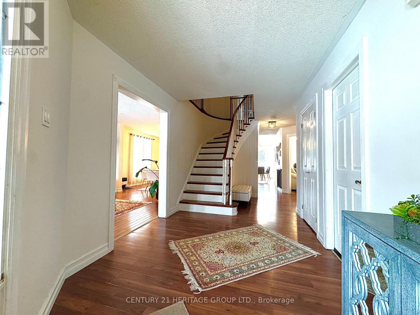 Main & 2nd - 25 Logan Court, Barrie (Holly), Ontario  L4N 8G9 - Photo 23 - S12652072