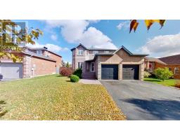 25 LOGAN COURT, Barrie, Ontario
