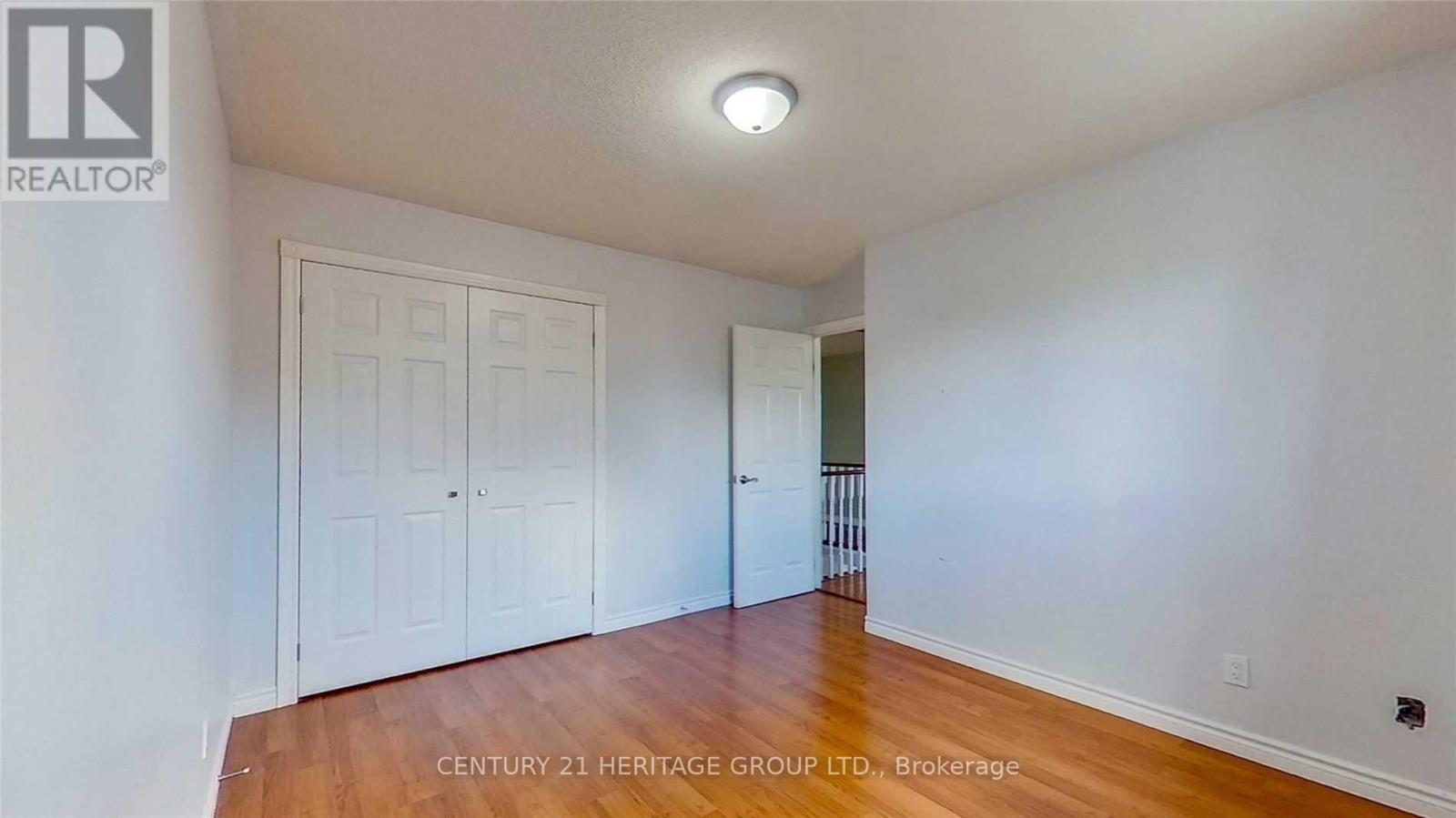 Main & 2nd - 25 Logan Court, Barrie (Holly), Ontario  L4N 8G9 - Photo 6 - S12652072