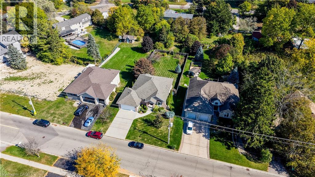 430 Caryndale Drive, Kitchener, Ontario  N2R 1M8 - Photo 2 - 40776596