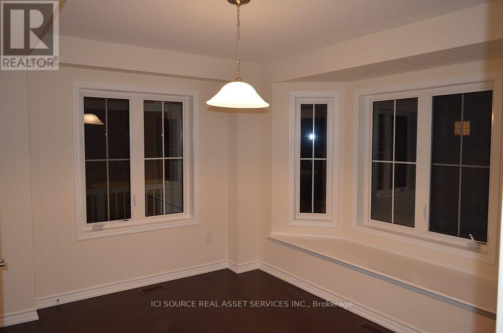 2 Bluegill Crescent, Whitby, Ontario  L1P 0E4 - Photo 6 - E12652176